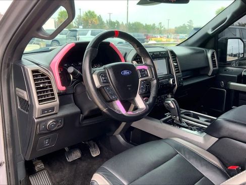 Used 2018 Ford F150 Raptor w/ Equipment Group 802A Luxury image 17