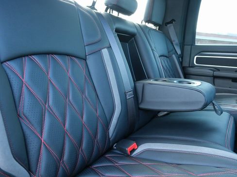 New 2025 RAM 2500 Big Horn AWD/4WD image 31