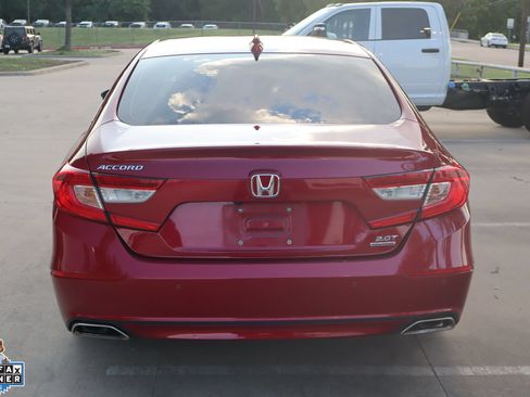 Used 2022 Honda Accord Touring image 4