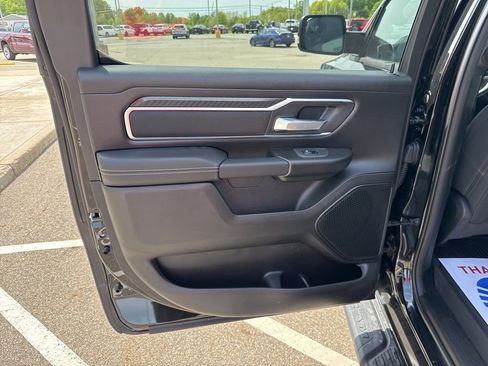 New 2026 RAM 1500 4x4 Crew Cab image 13
