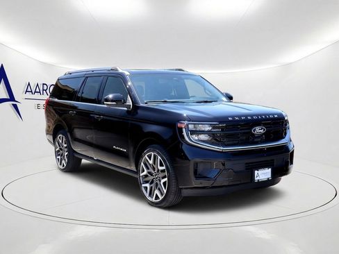 New 2027 Ford Expedition Max Platinum w/ Platinum Ultimate Package AWD/4WD image 3