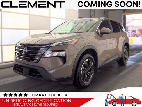 Used 2025 Nissan Rogue SV FWD image 1