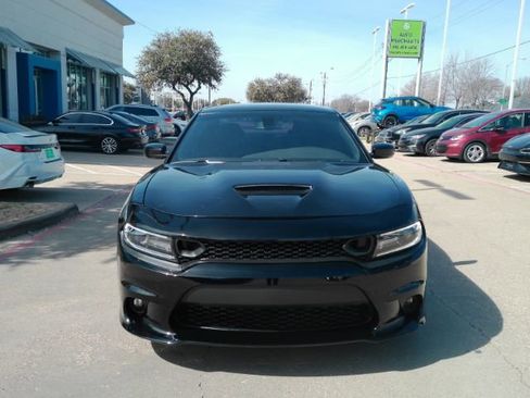 Used 2020 Dodge Charger GT image 2