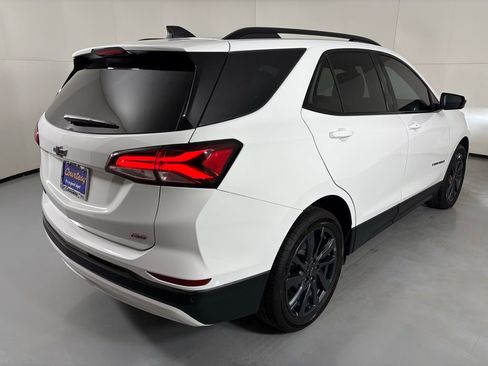 Used 2023 Chevrolet Equinox RS image 10