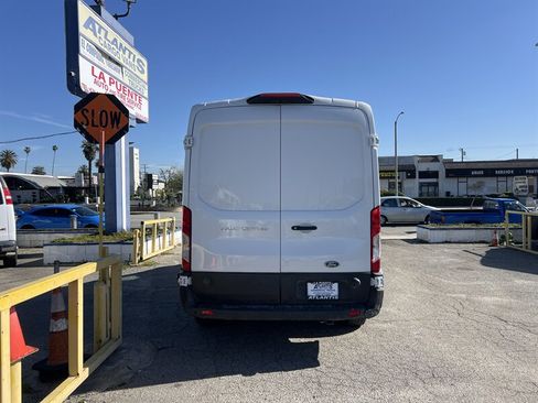 Used 2019 Ford Transit 150 150 image 3