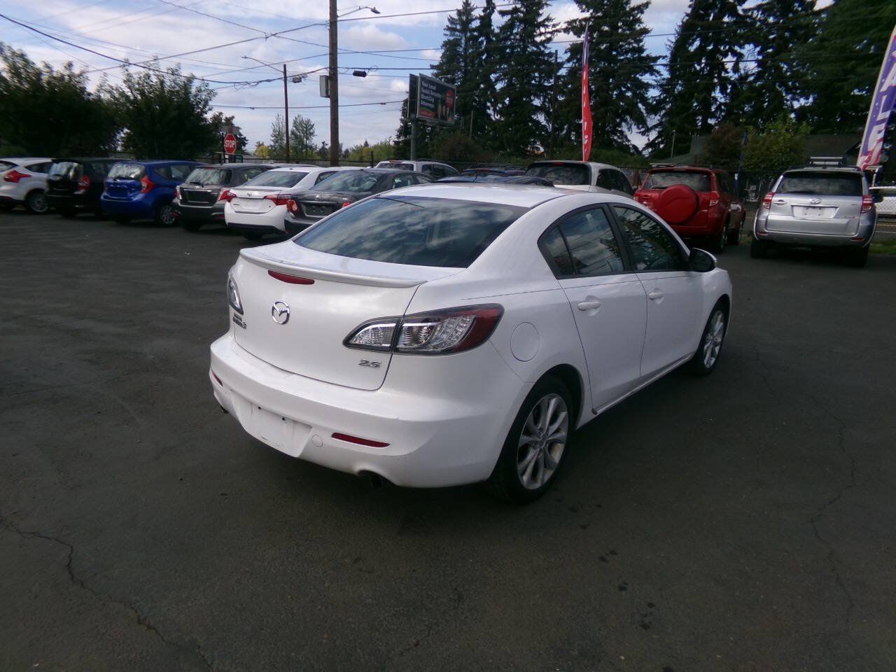 Used 2010 MAZDA MAZDA3 s Grand Touring FWD image 4