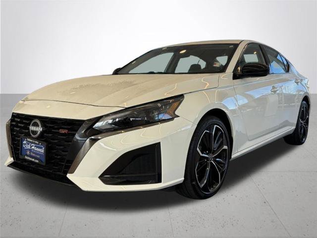 Certified 2025 Nissan Altima 2.5 SR AWD/4WD image 2