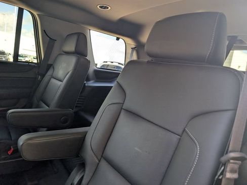 Used 2020 GMC Yukon SLT w/ Open Road Package RWD image 28