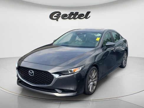 Used 2023 MAZDA MAZDA3 s FWD image 1