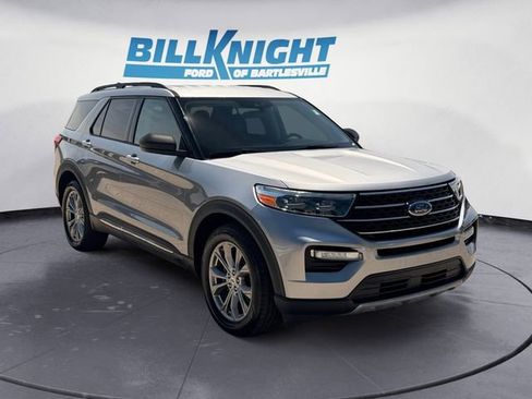 Used 2021 Ford Explorer XLT w/ Equipment Group 202A AWD/4WD image 7