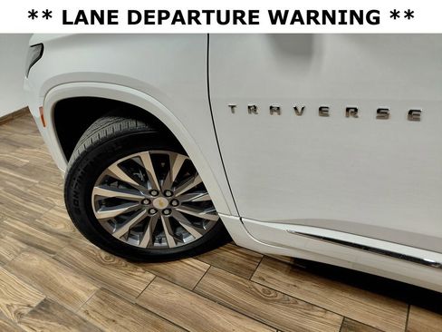 Used 2023 Chevrolet Traverse Premier w/ LPO, Floor Liner Package AWD/4WD image 22