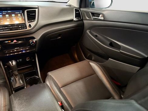 Used 2017 Hyundai Tucson SE Plus image 23