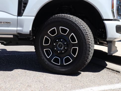 New 2026 Ford F250 Platinum AWD/4WD image 13