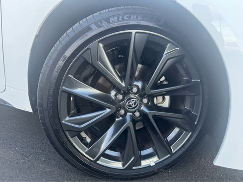 Used 2024 Toyota Corolla SE image 11
