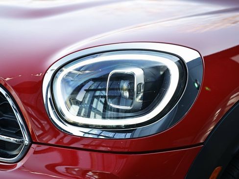 Used 2023 MINI Cooper Countryman S w/ Signature Upholstery Package image 12