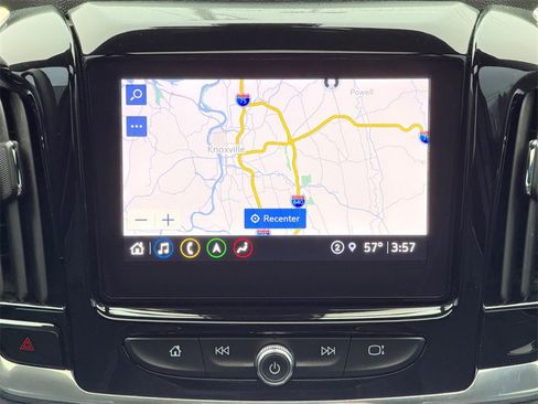 Used 2022 Chevrolet Traverse Premier image 12