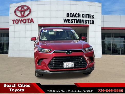 Certified 2025 Toyota Grand Highlander FWD image 3