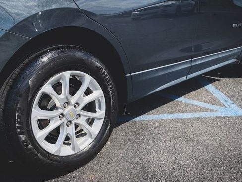 Used 2018 Chevrolet Equinox LT AWD/4WD image 9