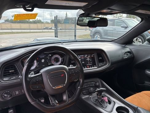 Used 2022 Dodge Challenger R/T Scat Pack w/ Shaker Package image 13
