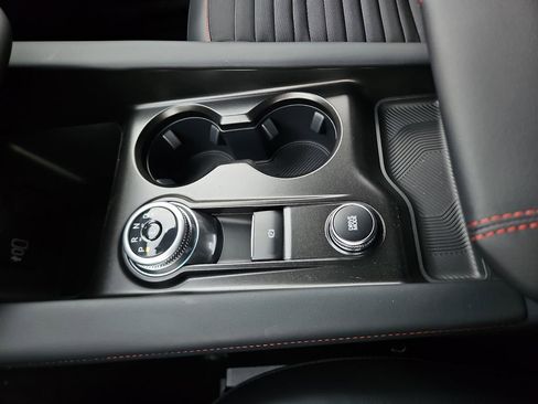 New 2026 Ford Explorer ST-Line image 28