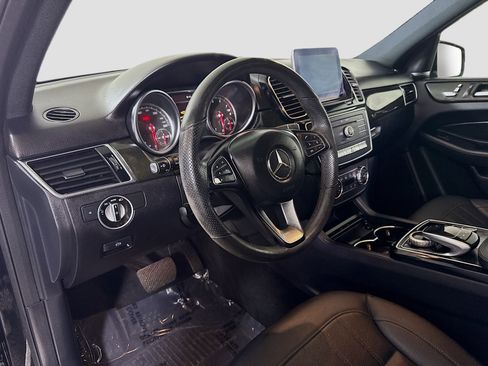 Used 2017 Mercedes-Benz GLE 350 w/ Premium 1 Package image 23