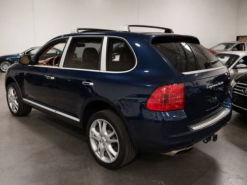 Used 2005 Porsche Cayenne Turbo AWD/4WD image 8