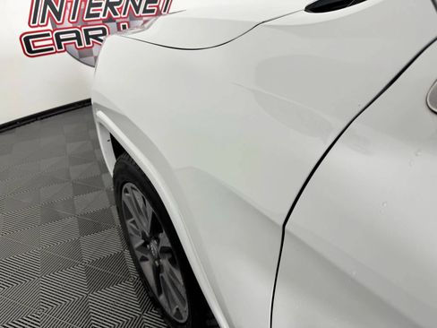 Used 2018 Jeep Grand Cherokee Overland AWD/4WD image 27