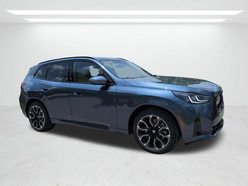 New 2026 BMW X3 xDrive30i w/ Premium Package AWD/4WD image 2