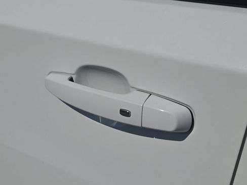Used 2020 Chevrolet Traverse RS w/ LPO, Floor Liner Package FWD image 22