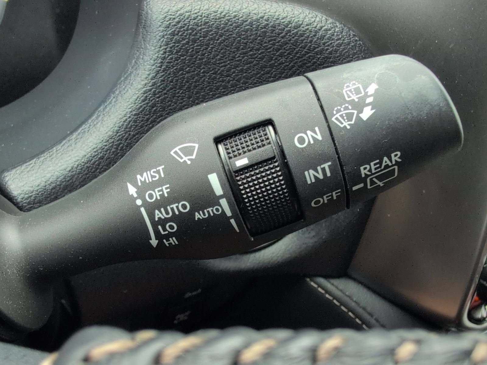 Used 2023 Lexus GX 460 Luxury w/ Sport Design Package AWD/4WD image 15