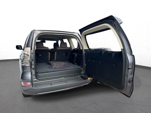 Certified 2023 Lexus GX 460 Premium AWD/4WD image 11