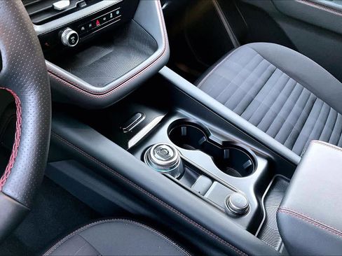 Used 2025 Ford Explorer ST-Line image 16