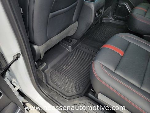 Used 2024 Chevrolet Traverse RS w/ LPO, Floor Liner Package FWD image 11