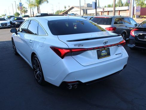 Used 2019 Toyota Avalon Touring w/ Advanced Safety Package FWD image 5