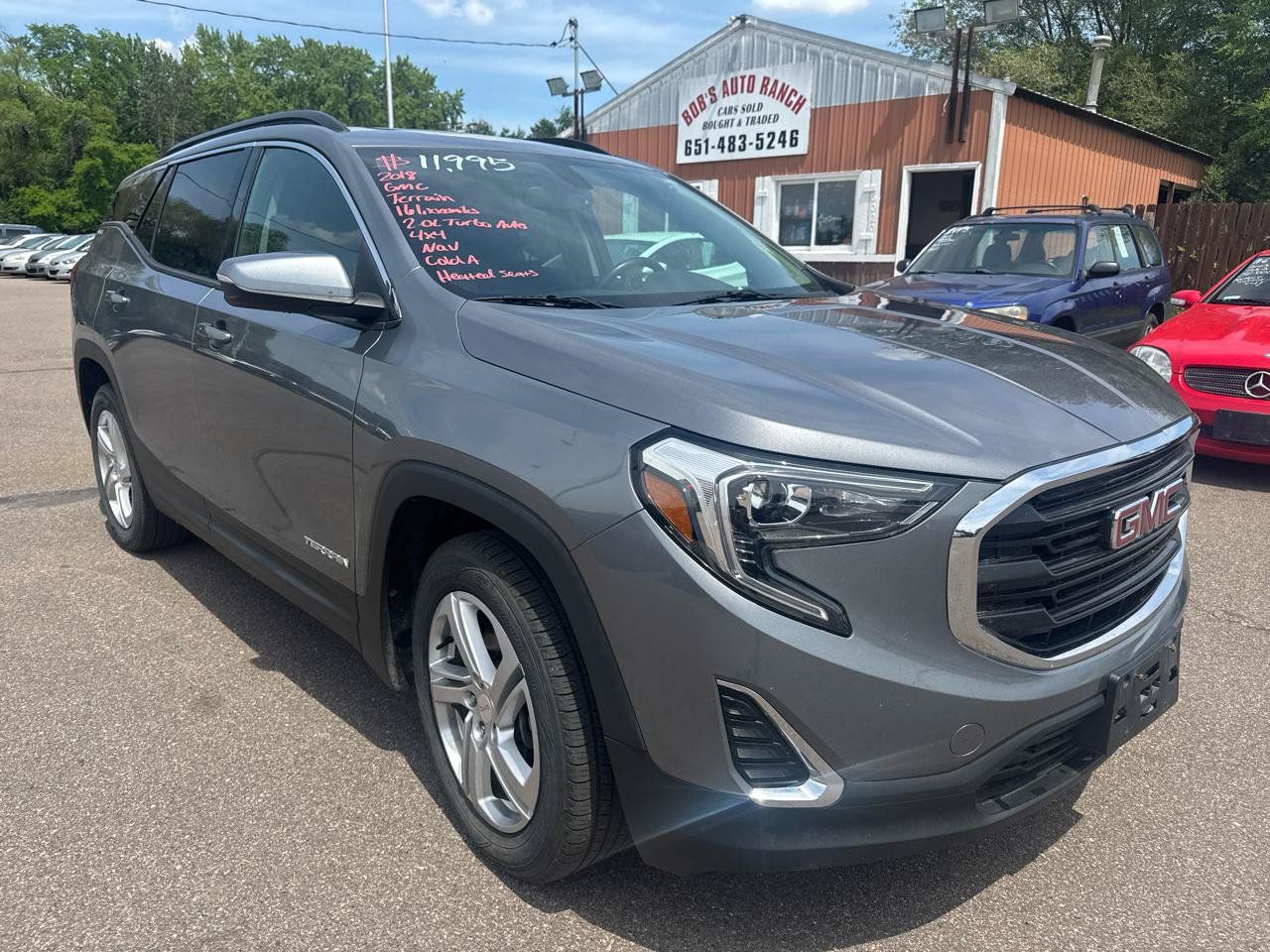 Used 2018 GMC Terrain SLE w/ Driver Convenience Package AWD/4WD image 3