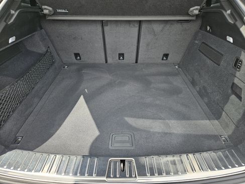 Used 2024 Porsche Cayenne S image 31