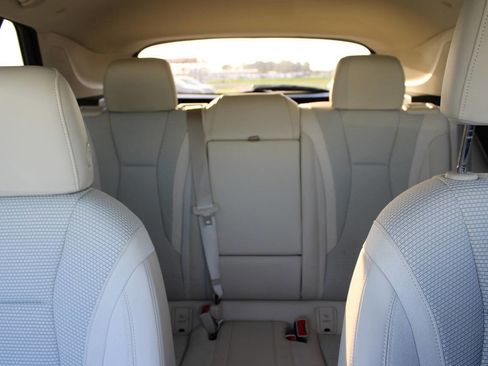 Used 2023 Buick Envision Preferred image 16