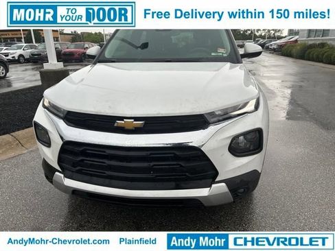 Used 2022 Chevrolet TrailBlazer LT w/ Convenience Package FWD image 4