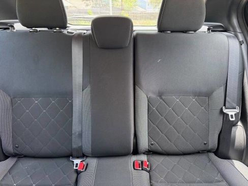 Used 2019 Nissan Kicks SV image 40