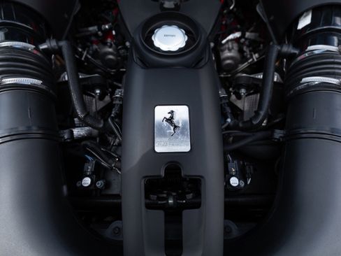 Used 2022 Ferrari F8 Tributo RWD image 77