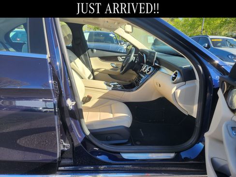 Certified 2016 Mercedes-Benz C 300 4MATIC Sedan image 9