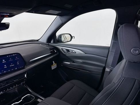 New 2026 Chevrolet Traverse LT w/ Midnight/Sport Edition image 22