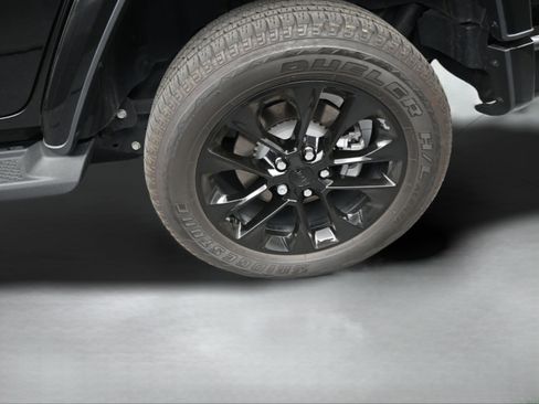 Used 2023 Jeep Wrangler Unlimited Sahara image 36