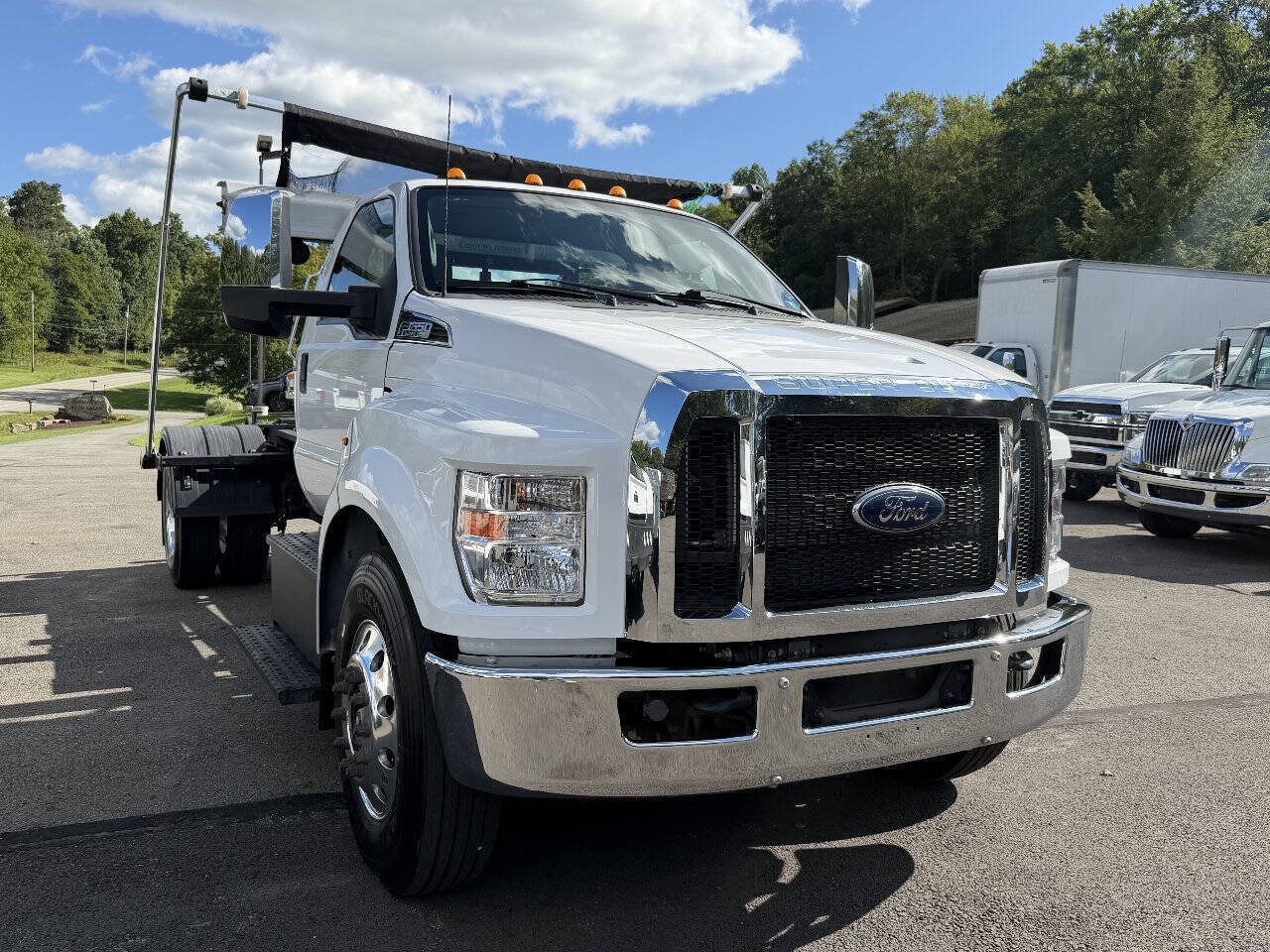 Used 2022 Ford F650 2WD Regular Cab Super Duty image 12