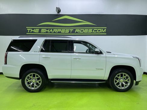 Used 2017 GMC Yukon SLE w/ SLE Value Package image 11