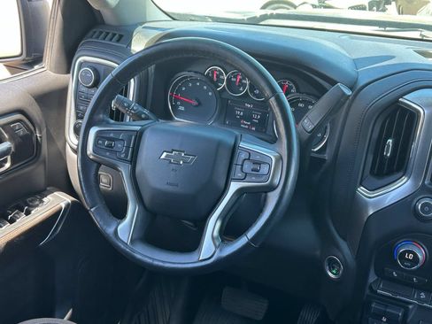 Used 2021 Chevrolet Silverado 1500 LT Trail Boss AWD/4WD image 16