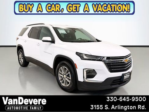 Used 2023 Chevrolet Traverse LT w/ LPO, Floor Liner Package AWD/4WD image 1