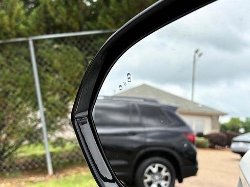 Used 2023 Lincoln Corsair FWD image 13