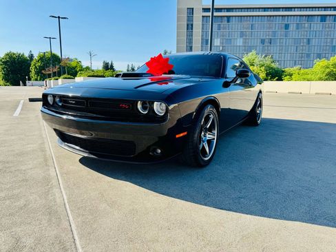 Used 2016 Dodge Challenger R/T Plus image 6