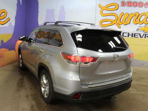 Used 2016 Toyota Highlander Limited AWD/4WD image 6